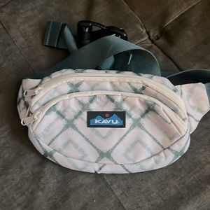 Teal/white Kavu fanny pack. Never used.